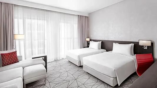 Hyatt Place Dubai Jumeirah Residences - 11