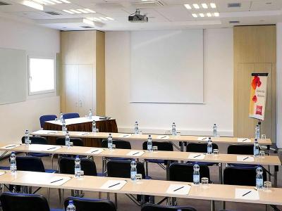 Ibis Plzeň - 12