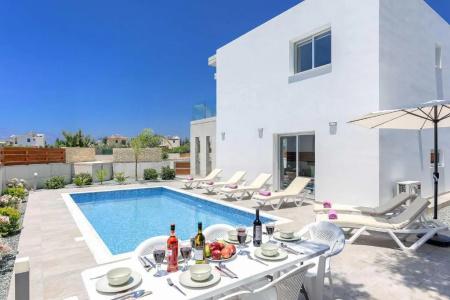 Villa Coralia Gardens 1km From Coral Bay Beach - 32