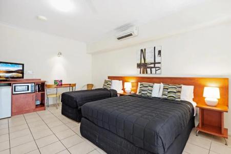 Cairns Queens Court - 90