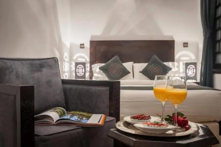 Riad Aliya - 44