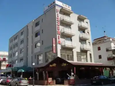 ApartSafari - 44