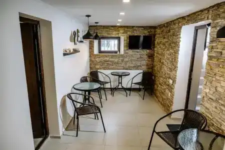 Hostel Re - 11