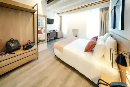 Bergamo Inn 15 - 1