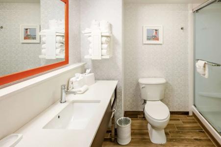 Hampton Inn-Medical Park - 7