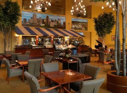 DoubleTree by Hilton Dallas - Love Field - 26