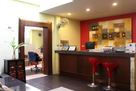 OYO 1054 Phuket Backpacker Hostel - 24
