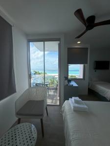 Avyanna Gulhi Beach - 44