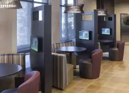 Courtyard by Marriott Alliance Town Center - 25