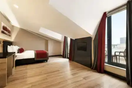 Ramada Encore Gebze - 12