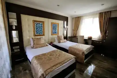 Venus Suite - 40