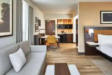 Embassy Suites by Hilton Nashville - 90
