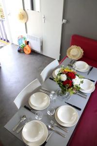 Camping Resort Les Champs Blancs - 10