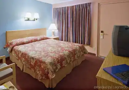 Snow Peak Inn - 8