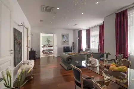 House of Time - Fancy Suites - 14
