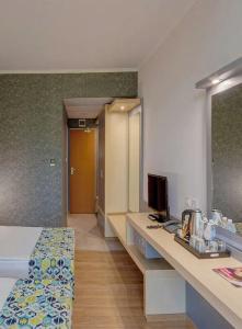 Sol Marina Palace - 56