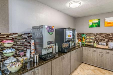 Quality Inn i-10 East Near At&t Center - 11