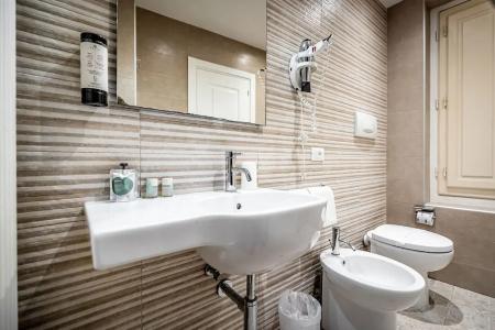 Martelli 6 Suite & - 28