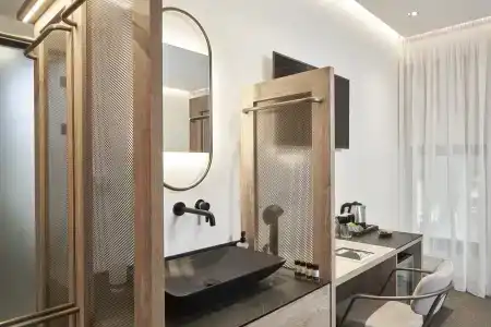 Nlh Monastiraki - Neighborhood Lifestyles - 4