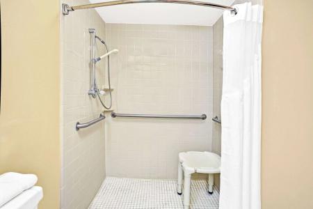 Super 8 by Wyndham Kissimmee/Maingate/Orlando Area - 7