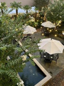 Planters Inn - - 17