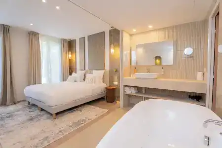 Idéal Hôtel Design - 52