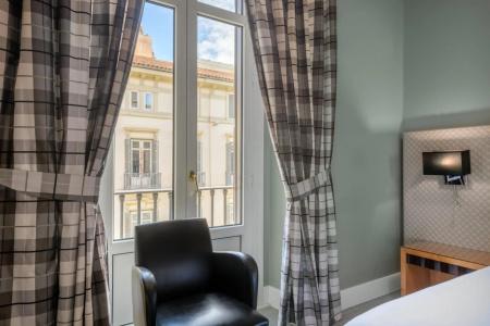 Room Mate Larios - 33