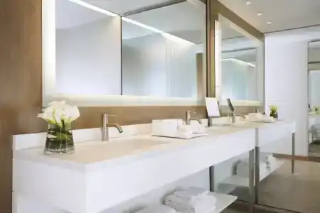 The Knickerbocker - 55