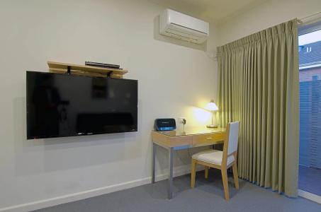 Brighton Serviced - 25
