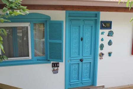 Bella View Art Boutique - 17