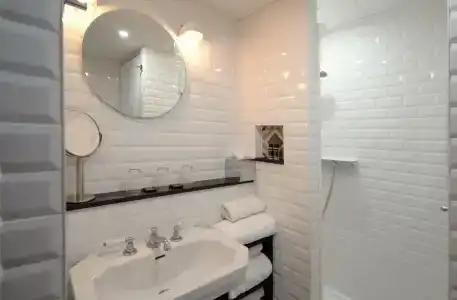 Best Western Plus Hôtel Littéraire Marcel Aymé - 9