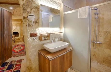 Tulip Cave Suites - 63