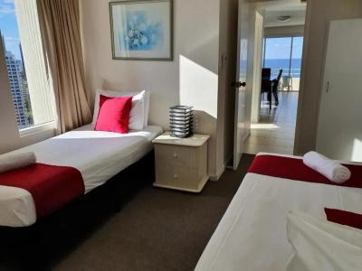 Zenith Ocean Front - 65