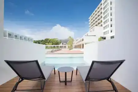 SeaCono Patong Beach Front - 52
