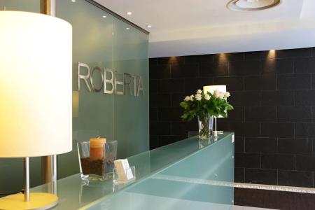 Roberta - 18