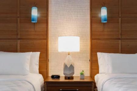 Holiday Inn & Suites, An Ihg - 57