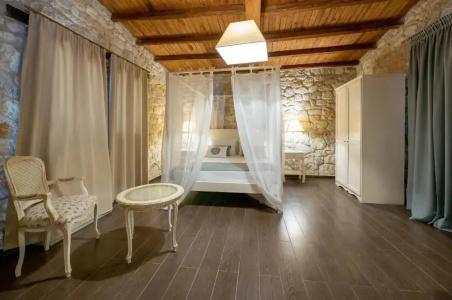 Petrino Suites - 119