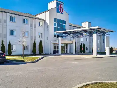 6-Peterborough, ON - 0