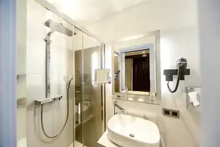Best Western Richelieu Lyon Part-Dieu - 66