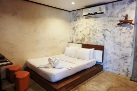 Baan Chompoo Homestay - 19
