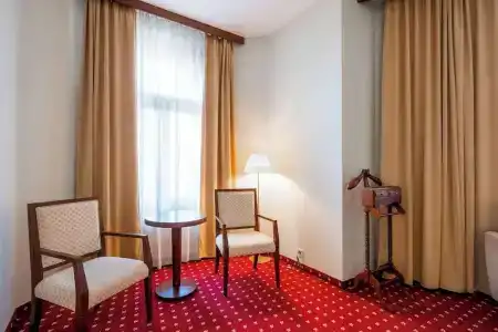 Clarion GrandZlaty Lev - 98