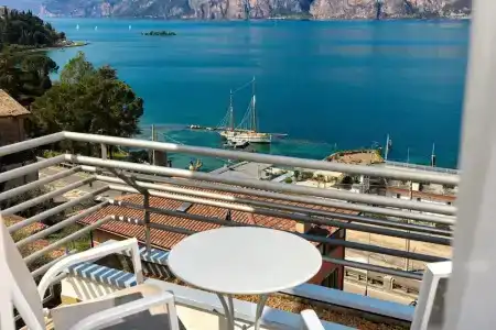 Capri - 93