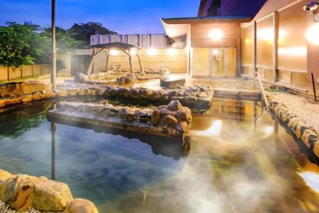 Togo Onsen Yuttarikan - 16