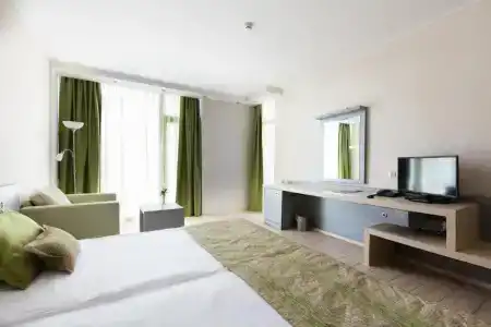 Sol Marina Palace - 64