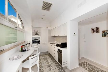 Eden Roc Suites - 246