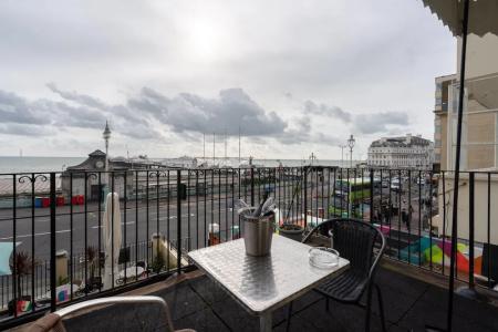 Amsterdam Brighton - 109