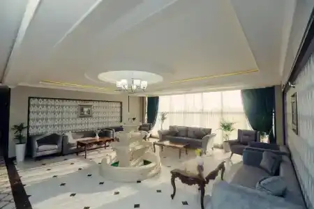 Royal Grand - 14