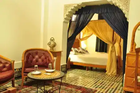 Riad Sara - 59