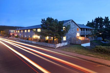 Coast River Inn By Oyo - 15