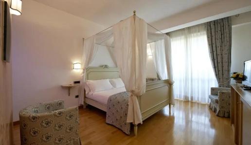 Villa Poseidon Boutique & Events - 245